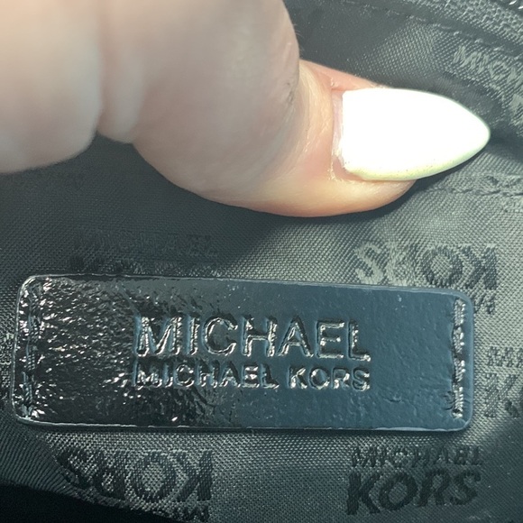 Michael Michael Kors Jet Set tote in black - Picture 7 of 8